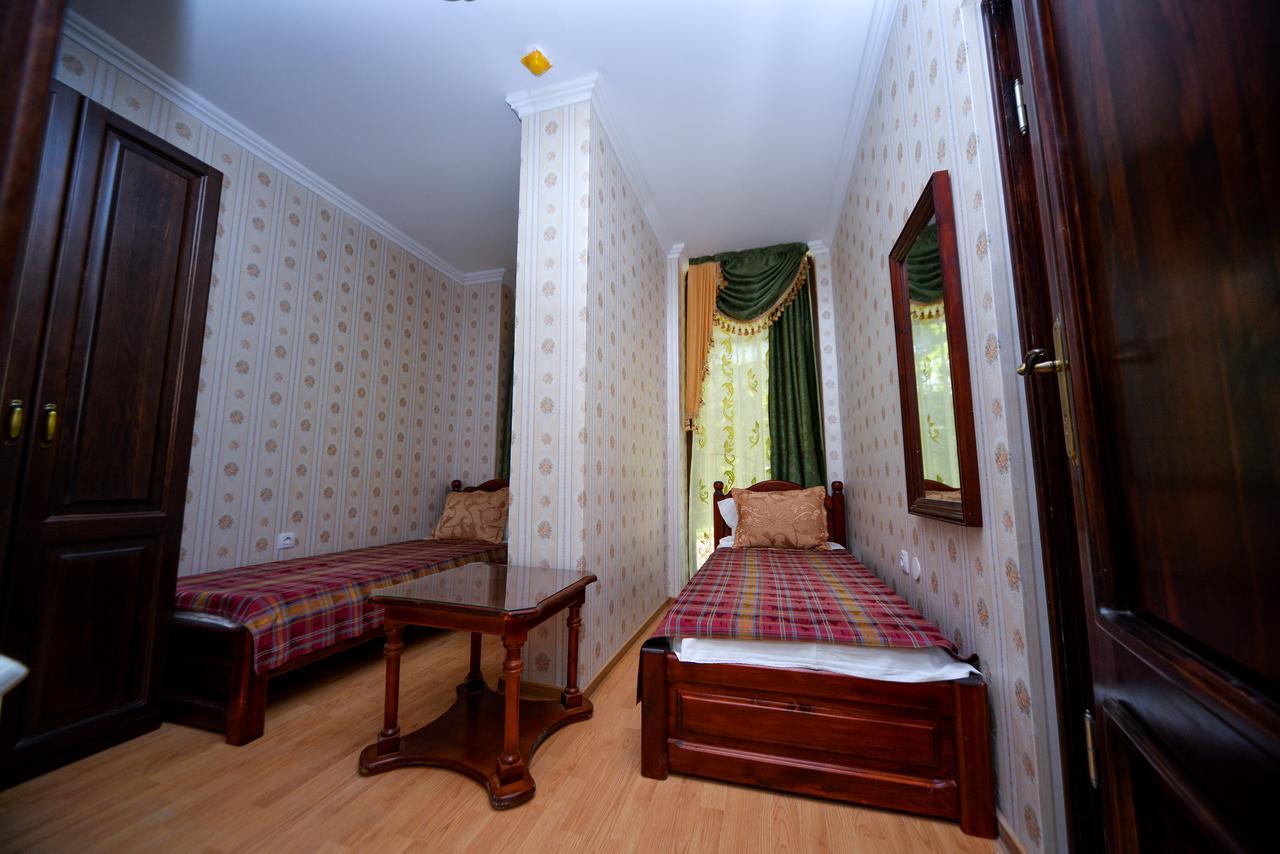 Edy'S Royal Predeal Hotel ภายนอก รูปภาพ