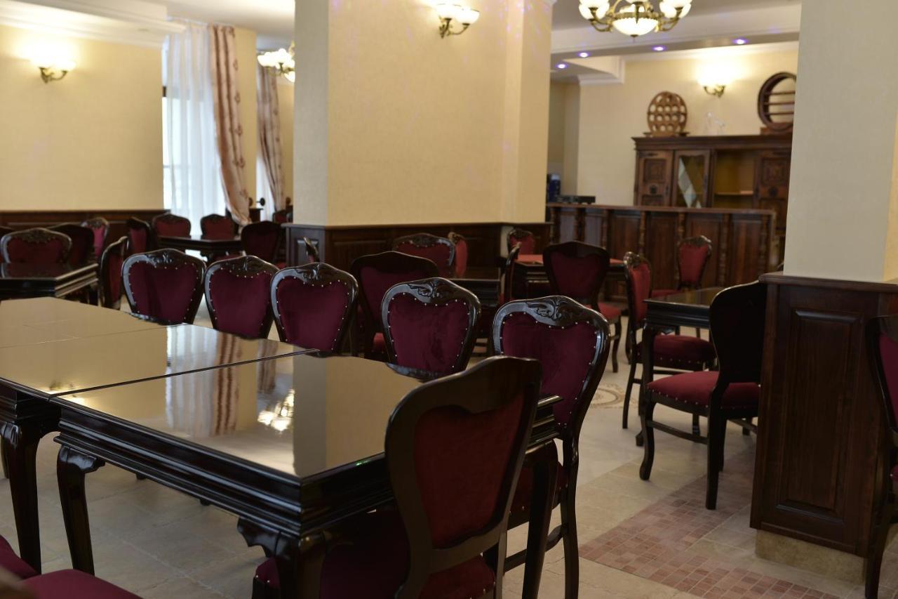 Edy'S Royal Predeal Hotel ภายนอก รูปภาพ