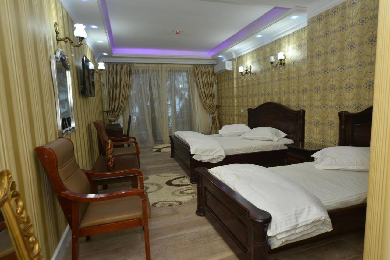 Edy'S Royal Predeal Hotel ภายนอก รูปภาพ